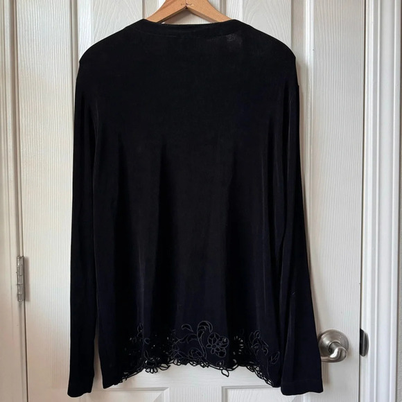 Chico’s travelers Crochet Velvety cardigan black stretch size 2 Large - Picture 2 of 10